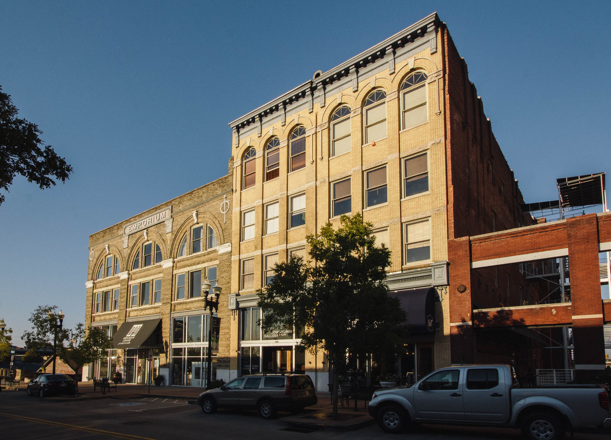 Apartments in Downtown Knoxville - Dewhirst PropertiesDewhirst Properties