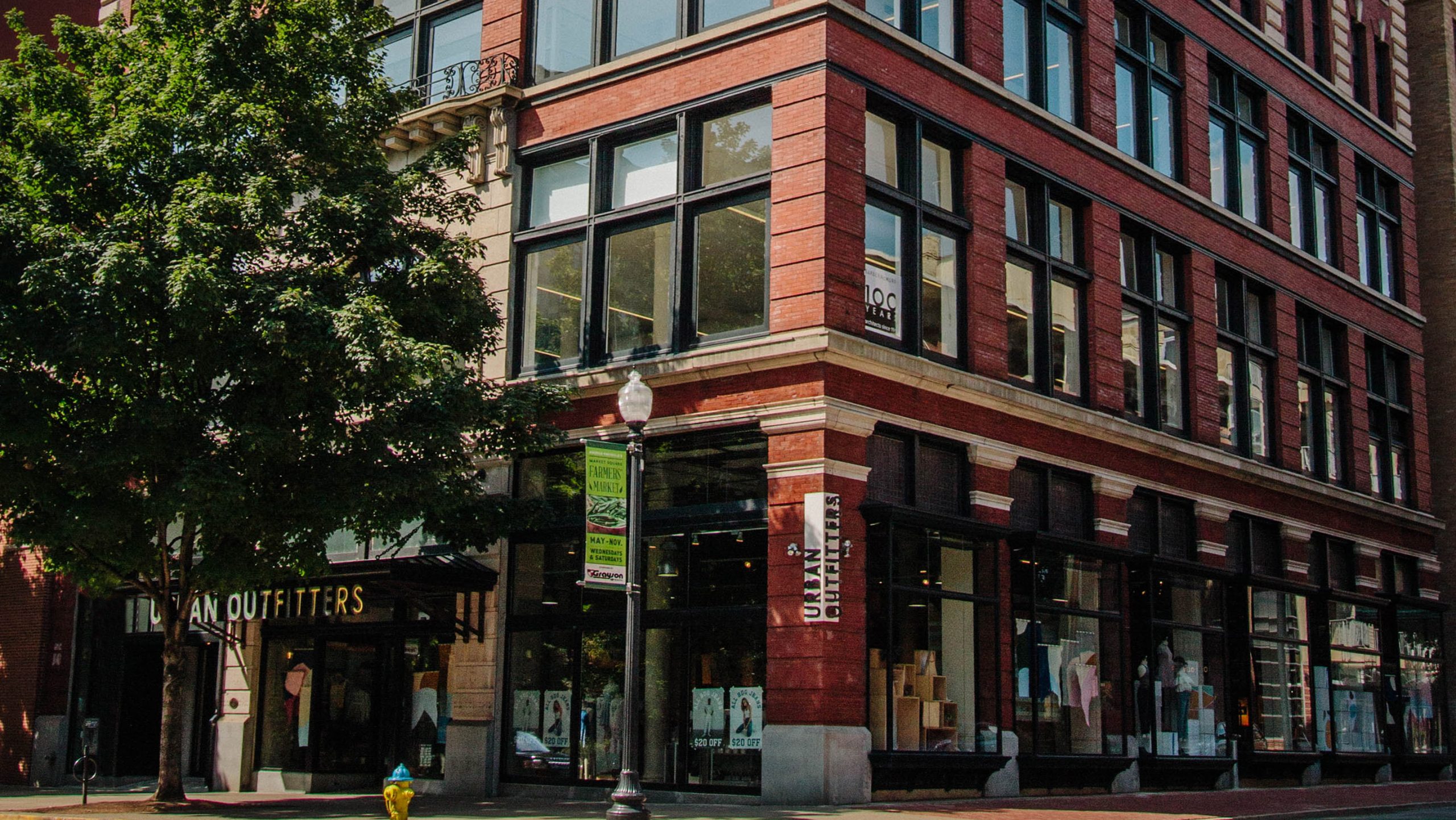 Arnstein Building Apartments in Downtown Knoxville Dewhirst